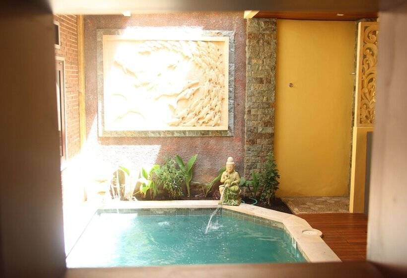 ペンション The Garuda Homestay Sanur