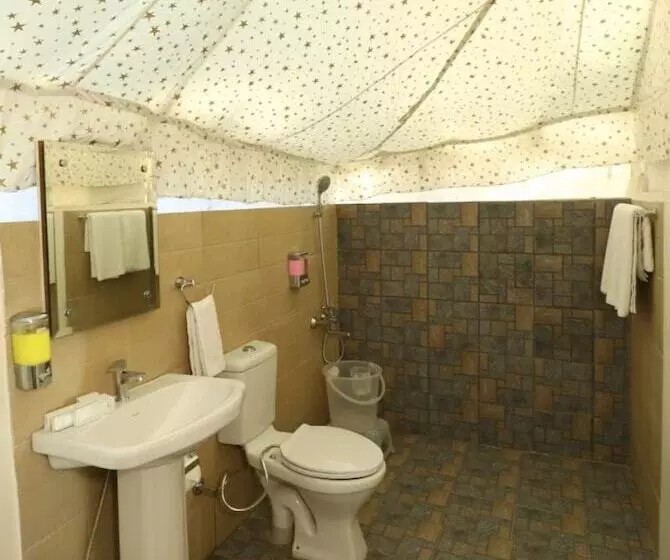 Lomakeskus Banjara Mountain Retreat Chail Hills