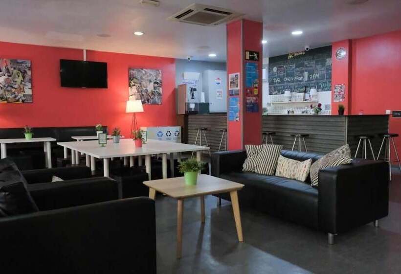 Hellobcn Youth Hostel Barcelona