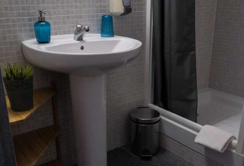 Hellobcn Youth Hostel Barcelona