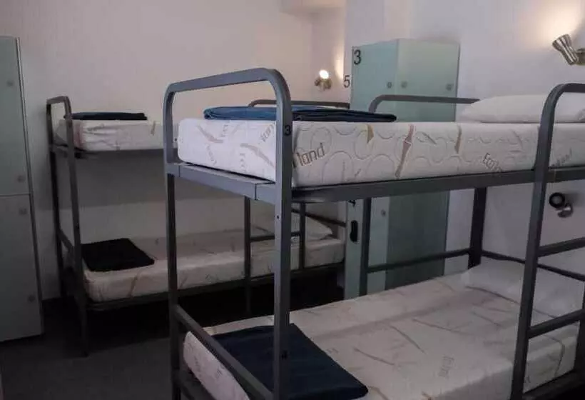 Hellobcn Youth Hostel Barcelona