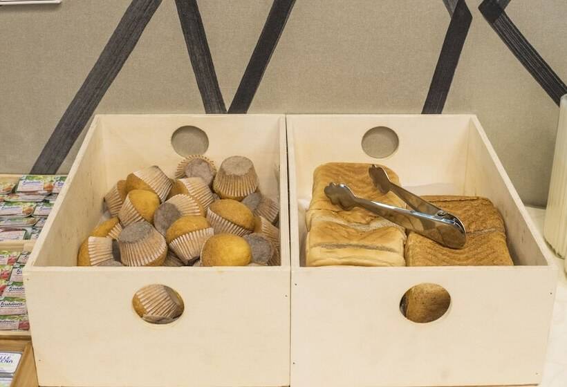 مسافرخانه Safestay Barcelona Gothic