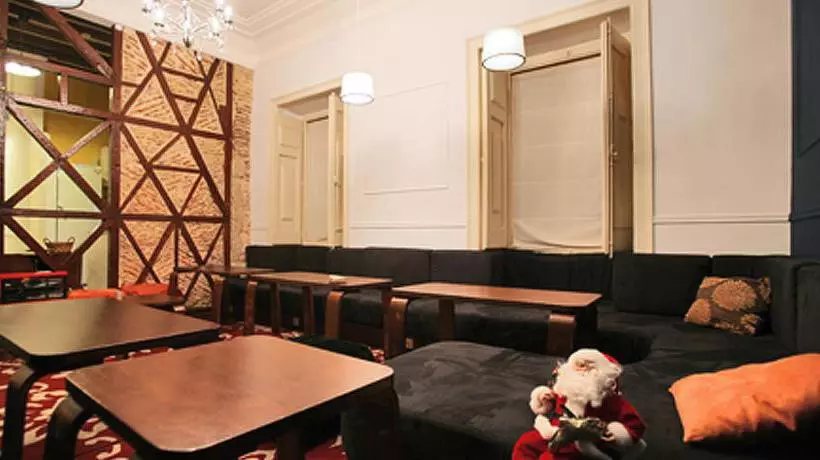 Hostal Travellers House