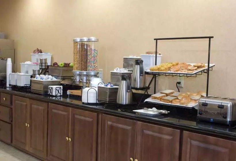 בית מלון כפרי Best Western Bastrop Pines Inn