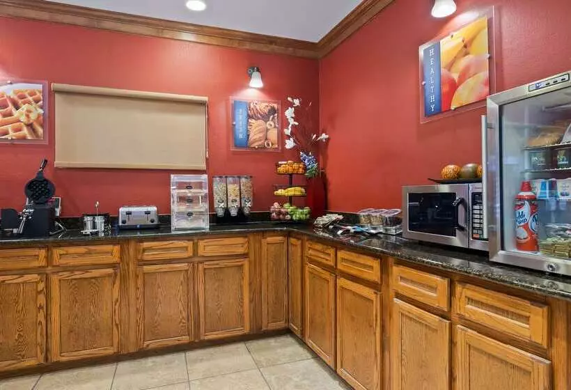 酒店 Best Western Regency Inn & Suites