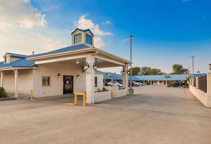 Отель Best Western Regency Inn & Suites