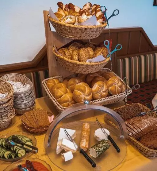 ホテル Gasthof Bären