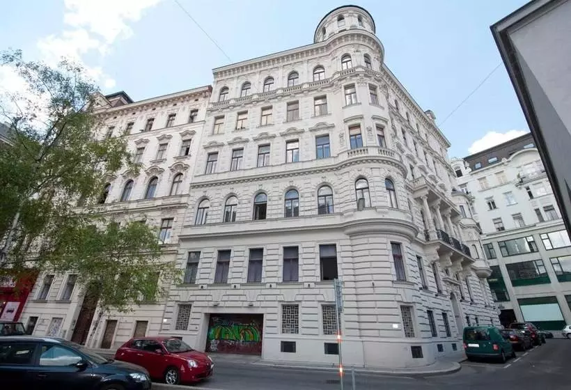 هتل K+t Boardinghouse