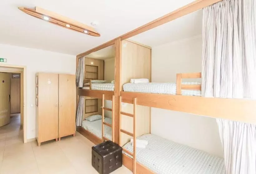 Hotel Peniche Surfcamp Hostel