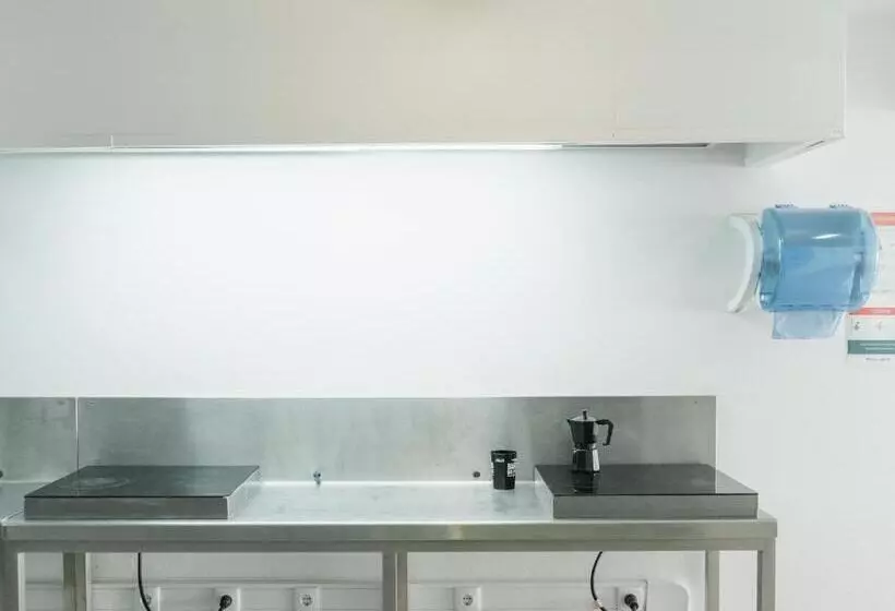 Hotel Peniche Surfcamp Hostel