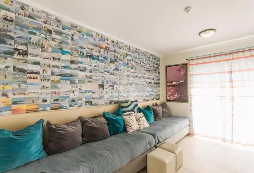 Hotel Peniche Surfcamp Hostel
