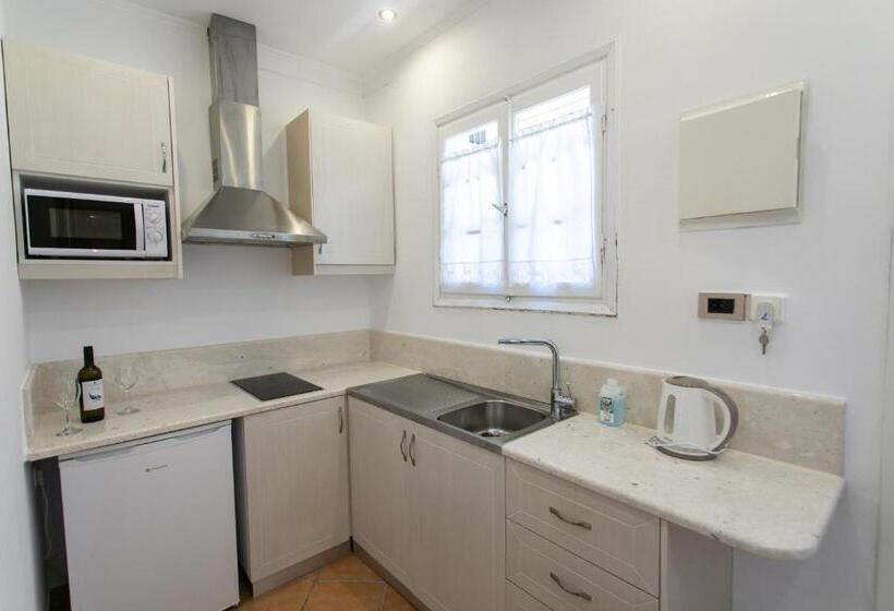 Magda S Hotel Apartments