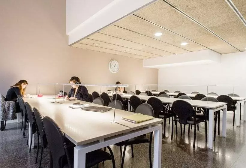 Residencia Universitaria La Ciutadella