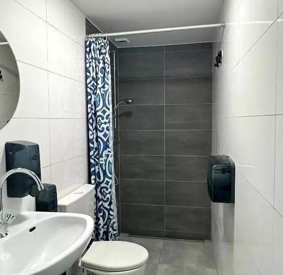 The Flying Pig Beach Hostel