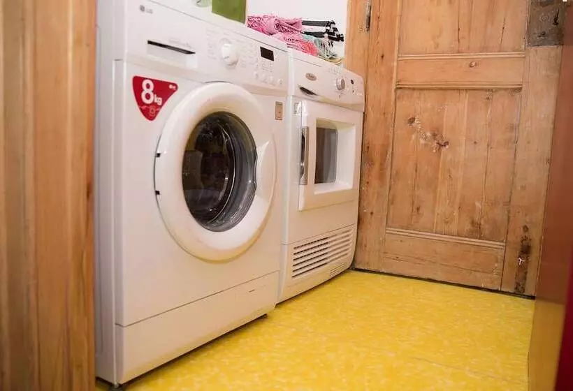 This Is Lisbon Hostel