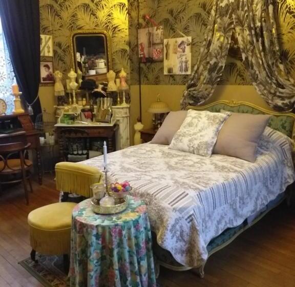 ベッドアンドブレックファースト Villa Les Camelias