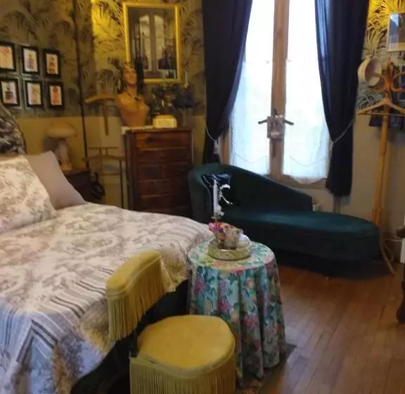 Aamiaismajoitus (B&B) Villa Les Camelias