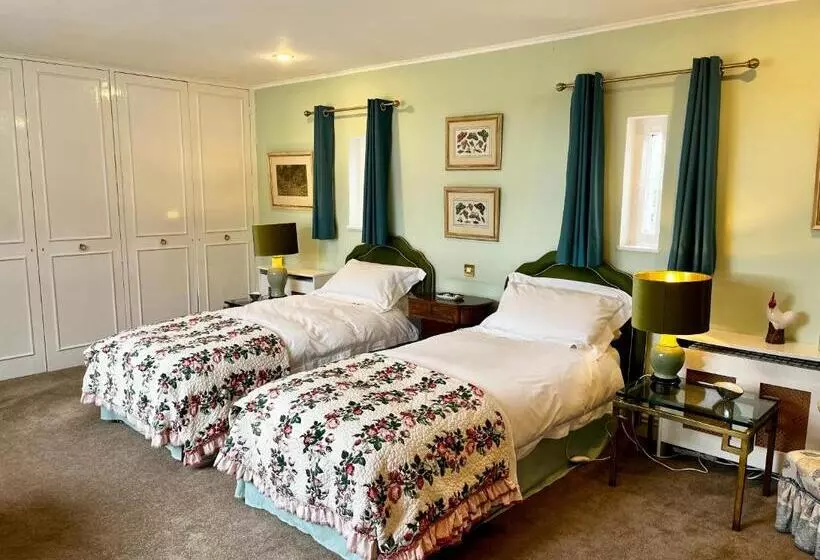 Aamiaismajoitus (B&B) Whitehouse