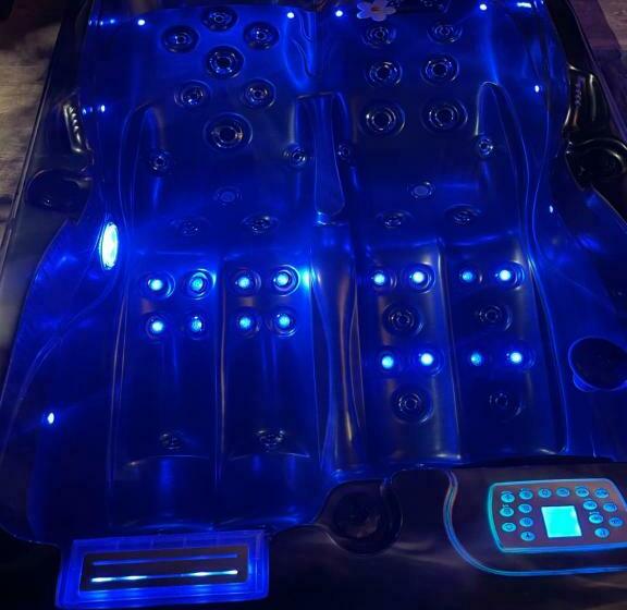 فندق La Suite Grenoble Spa Jacuzzi Et Sauna Privatif