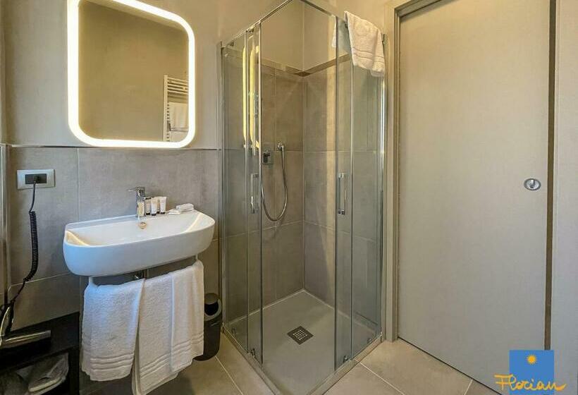 پانسیون Florian Home