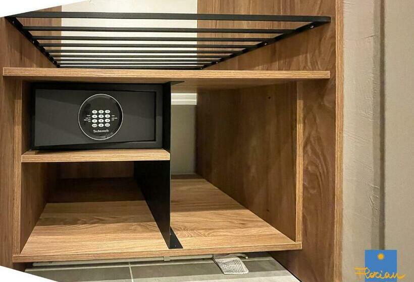 پانسیون Florian Home