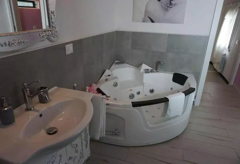 Majatalo Notte Rosa Suites & Relax