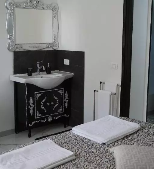 Majatalo Notte Rosa Suites & Relax