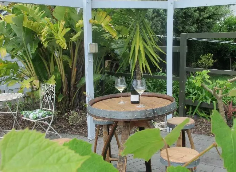 تختخواب و صبحانه Chez Tiaré   The Private Wing