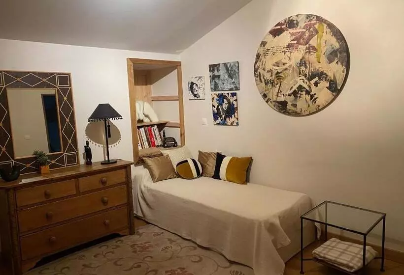 Aamiaismajoitus (B&B) Clos De Mont July, Architecture Xviiie Au Cœur De La Nature