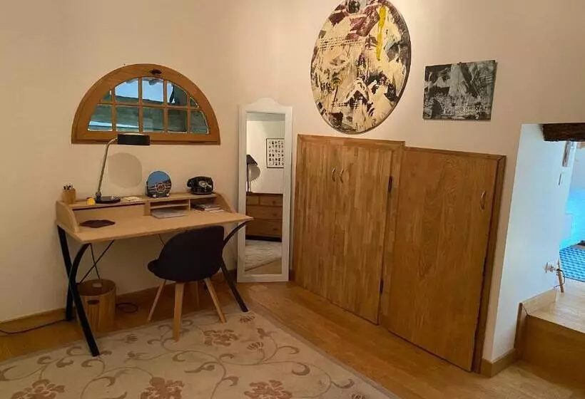 Aamiaismajoitus (B&B) Clos De Mont July, Architecture Xviiie Au Cœur De La Nature