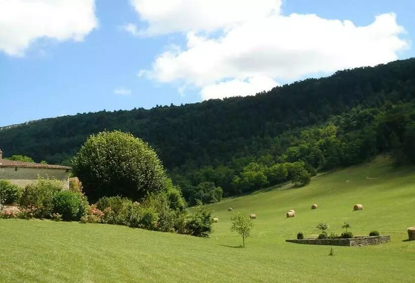 Aamiaismajoitus (B&B) Clos De Mont July, Architecture Xviiie Au Cœur De La Nature