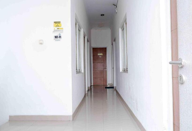 Отель Koolkost Near Sindu Kusuma Edupark 2 Minimum Stay 30 Nights