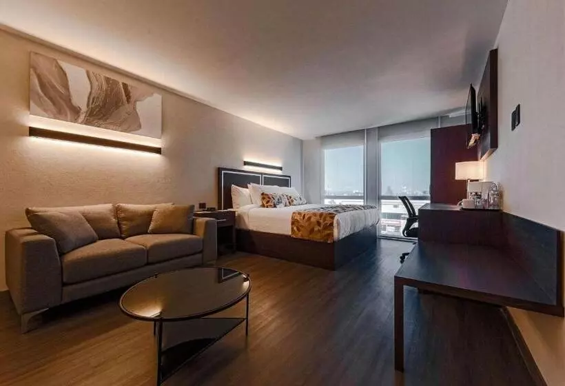 ホテル Sleep Inn Guadalajara Galerias
