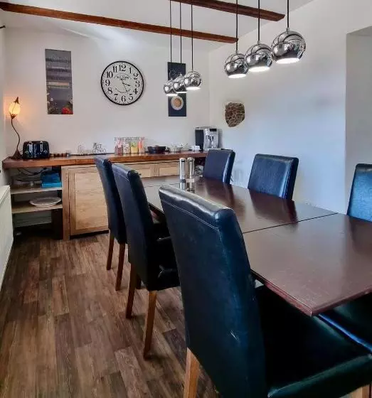 پانسیون Hisa Brdo Guesthouse