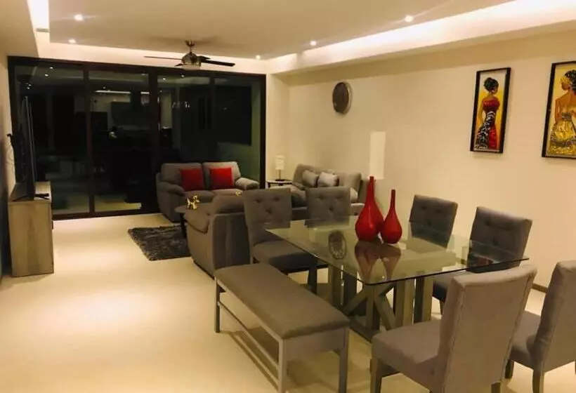 استراحتگاه Departamento De Lujo En Acapulco Diamante