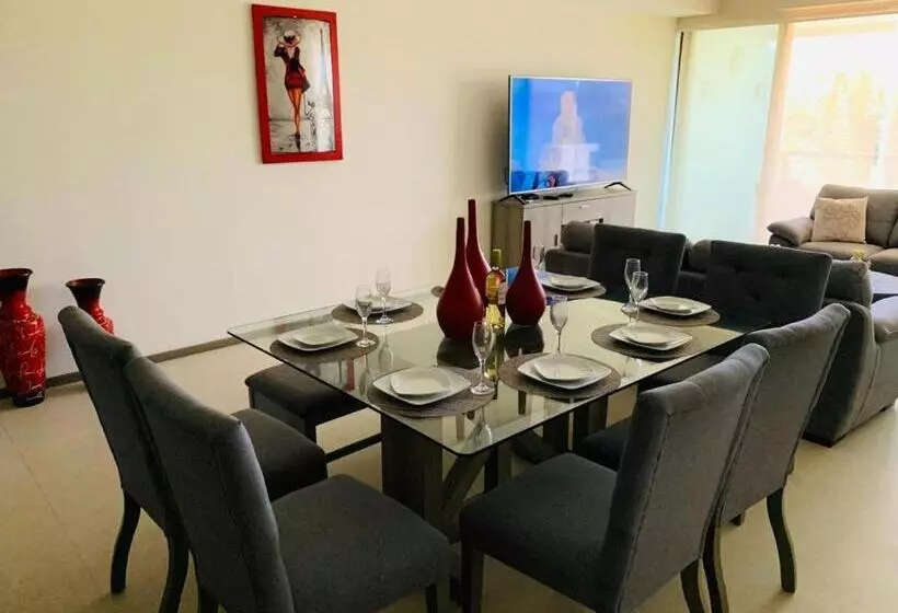 استراحتگاه Departamento De Lujo En Acapulco Diamante