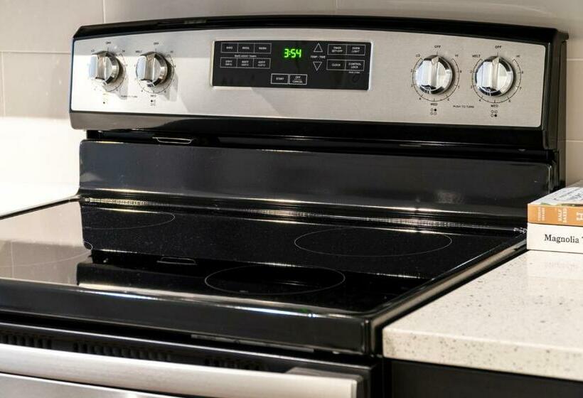 Business District Apartments By Barsala