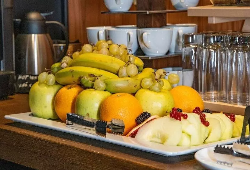 هتل Stein Collection