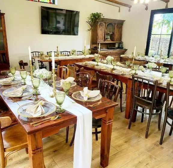 Joyard   Pensiune & Parc