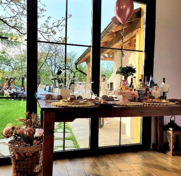 Joyard   Pensiune & Parc