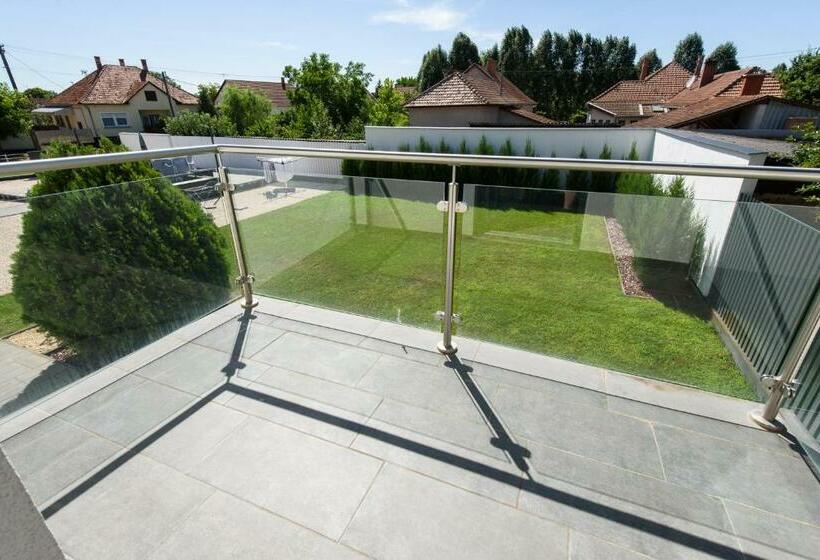 بنسيون Theresa Vendégház