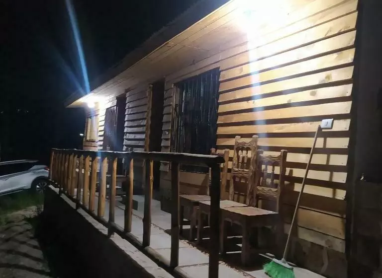 ユースホステル Habitaciónes Estilo Cabaña Las Herraduras