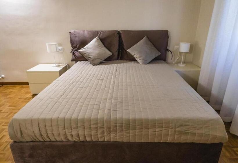 تختخواب و صبحانه Hortensia Garden