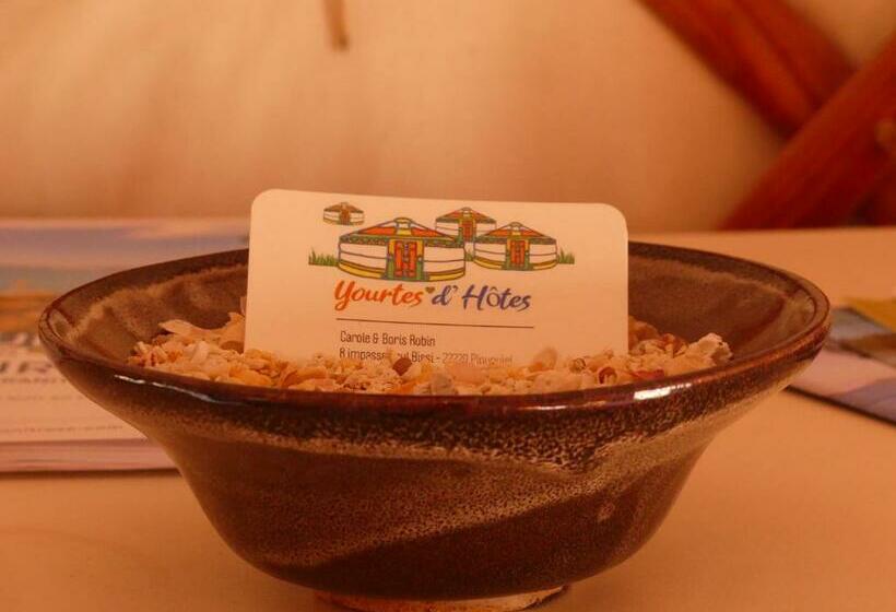 Bed and Breakfast Les Yourtes D Hôtes