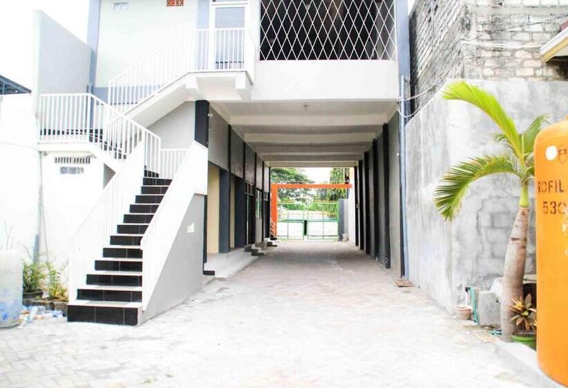 호텔 Puri Karomah Syariah Redpartner