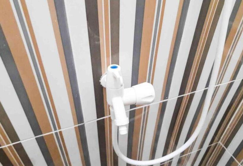 호텔 Puri Karomah Syariah Redpartner