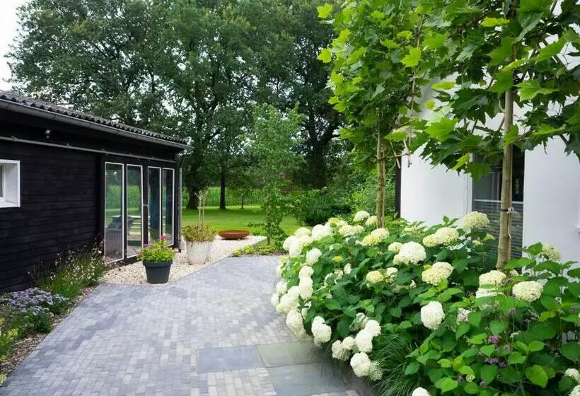 Lagom Bed And Breakfast