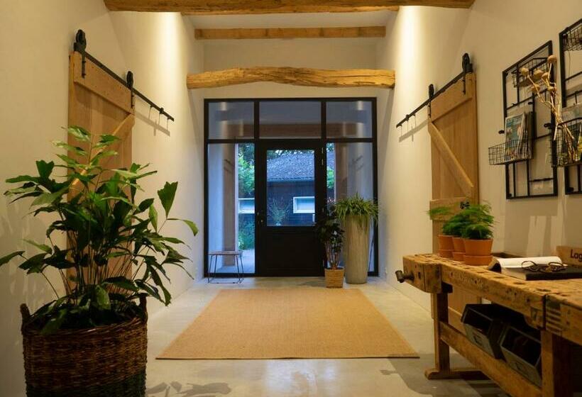 Lagom Bed And Breakfast