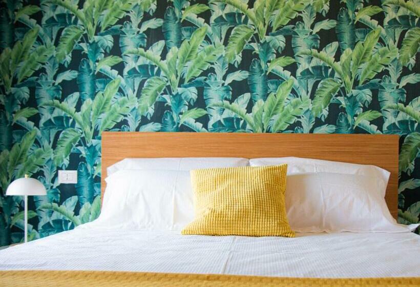 Pension (Hôtel basse catégorie) Altamothyca