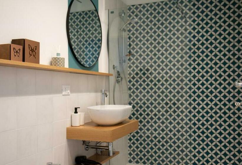 Pension (Hôtel basse catégorie) Altamothyca